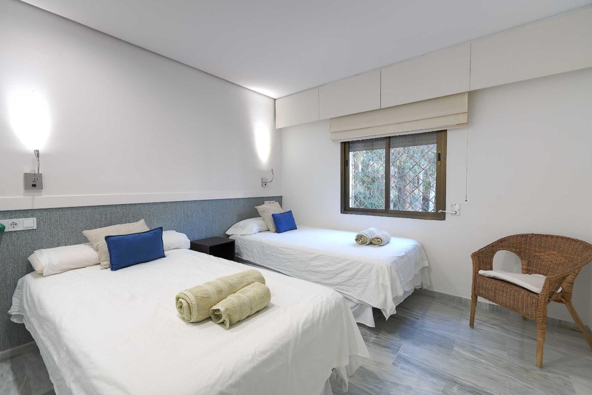 1104 First Line Beach Apartment Golden Beach Pool 마르베야 외부 사진