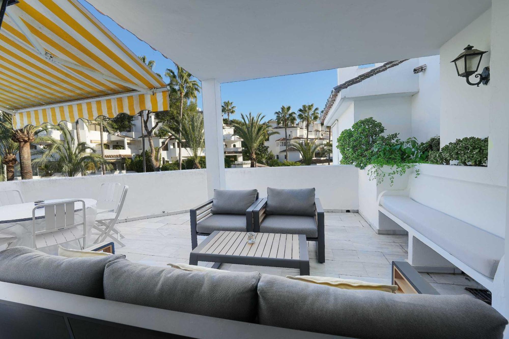 1104 First Line Beach Apartment Golden Beach Pool 마르베야 외부 사진
