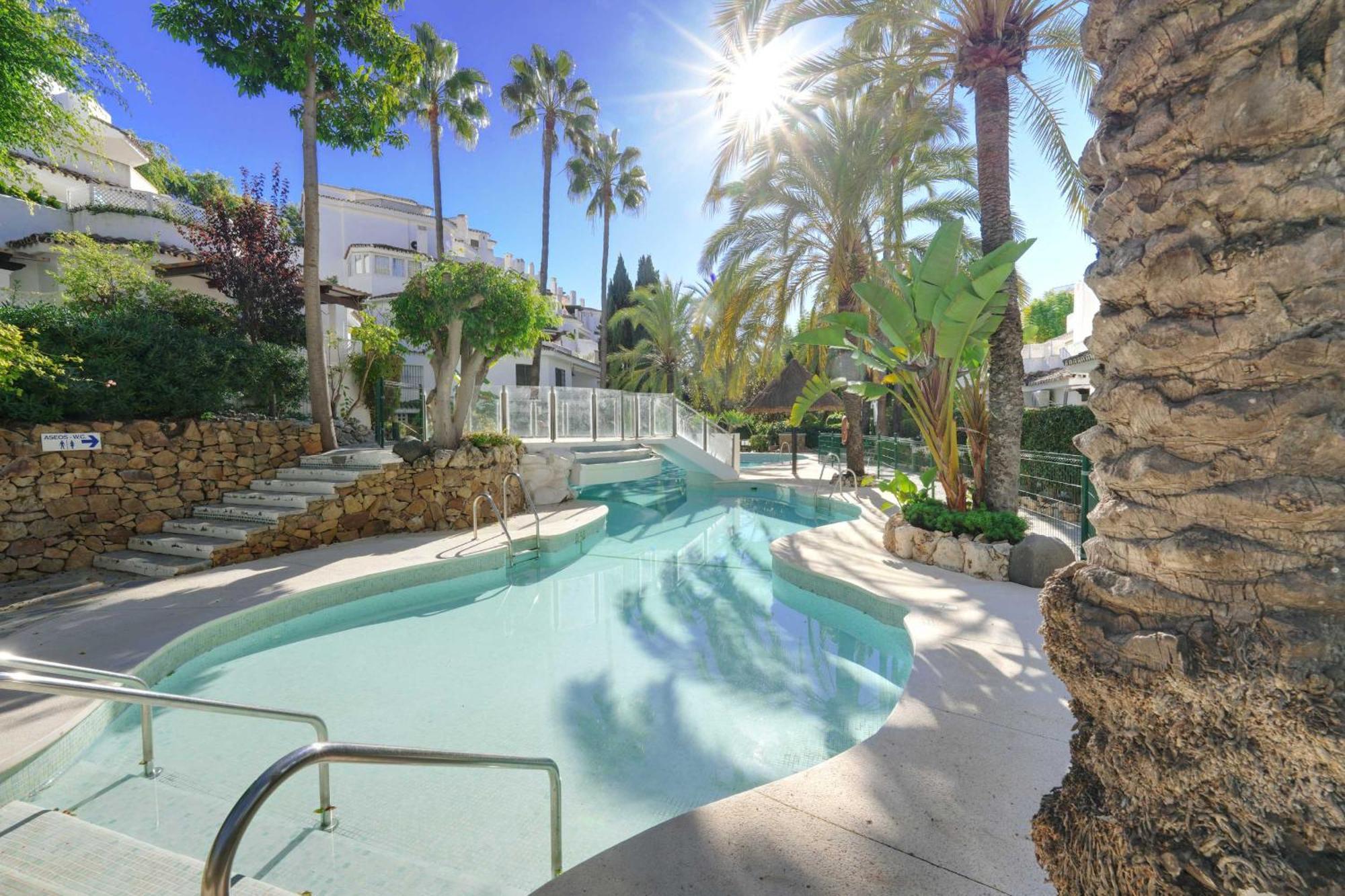 1104 First Line Beach Apartment Golden Beach Pool 마르베야 외부 사진