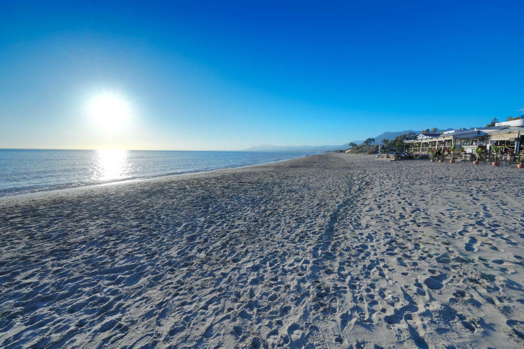 1104 First Line Beach Apartment Golden Beach Pool 마르베야 외부 사진